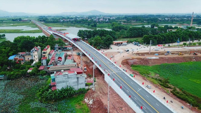Bắc Giang khánh thành 2 công trình giao thông quan trọng chào mừng đại hội Đảng bộ - ảnh 2