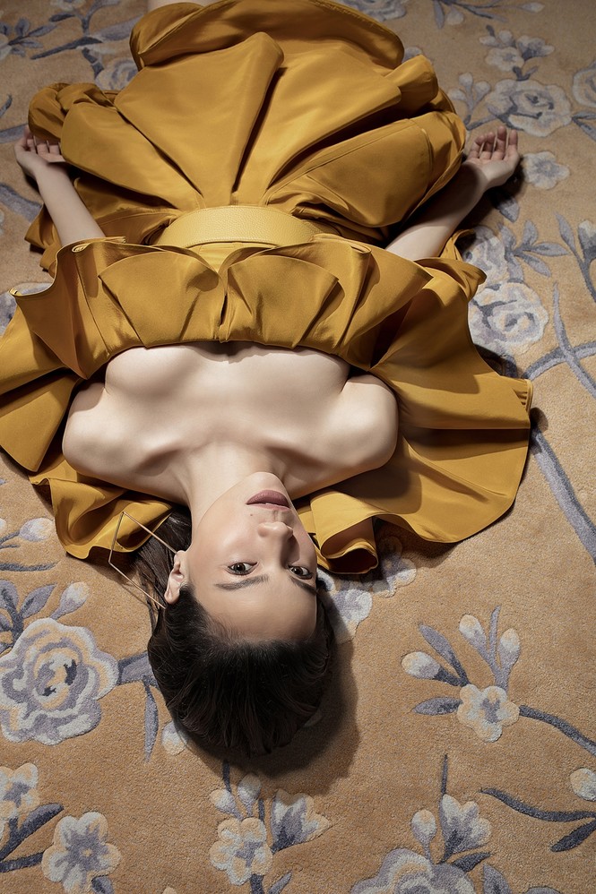 Thanh Hằng, Hà Hồ xuất hiện cực đẳng cấp trên VOGUE Pháp trong trang phục Công Trí - ảnh 5
