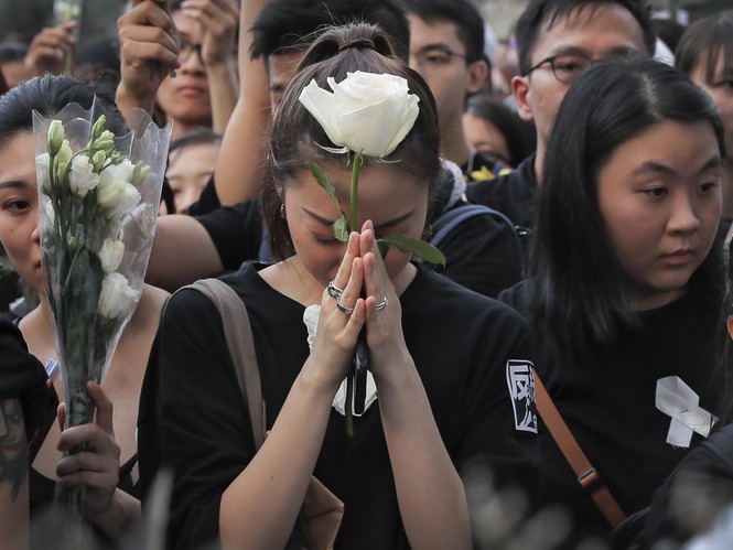 biểu tình Hong Kong trưởng đặc khu xin lỗi Joshua Wong được thả - ảnh 4