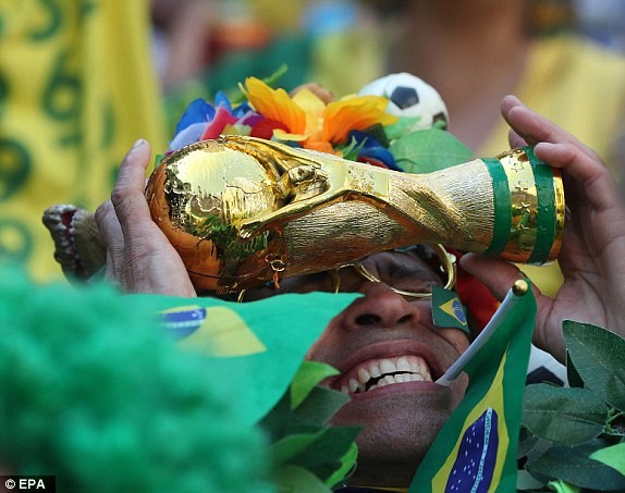 Bỉ tiễn Brazil về nước, World Cup thành sân chơi riêng châu Âu - ảnh 29