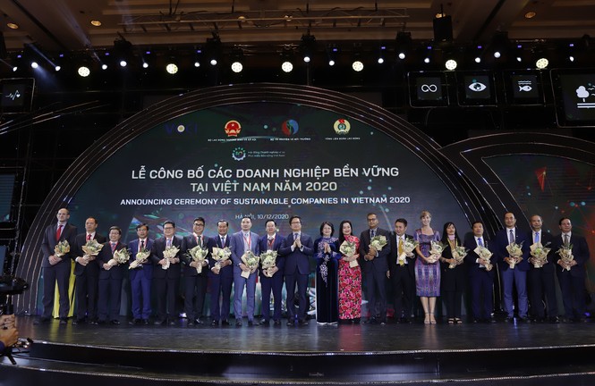 Công bố 100 doanh nghiệp phát triển bền vững Việt Nam năm 2020 - ảnh 1