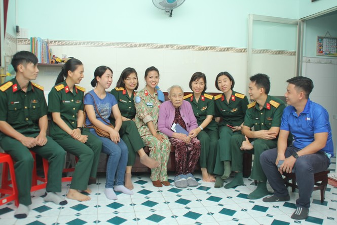 Tặng 1.000 phần ăn nghĩa tình đến người bệnh điều trị dài ngày, có hoàn cảnh khó khăn - ảnh 6