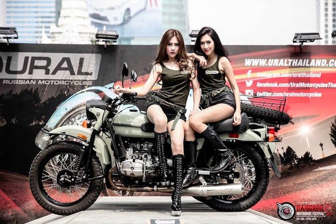 'Bóng hồng' và xế khủng tại lễ hội môtô Bangkok 2016 - ảnh 8