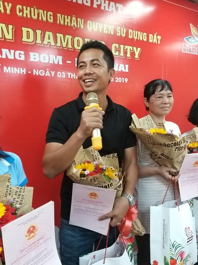 Việt Hưng Phát trao hàng trăm sổ hồng Dự án Diamond City - ảnh 3