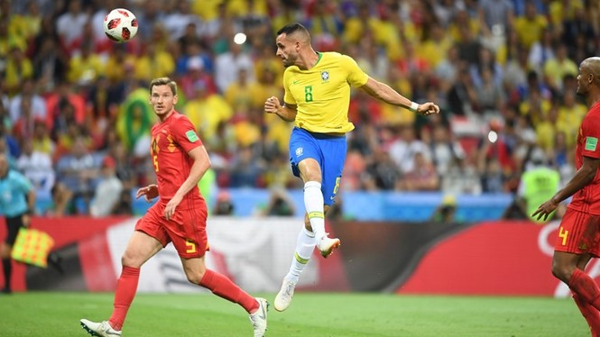 Bỉ tiễn Brazil về nước, World Cup thành sân chơi riêng châu Âu - ảnh 34