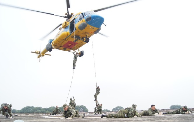 Khắc họa đậm nét hình ảnh người chiến sĩ hôm nay - ảnh 2