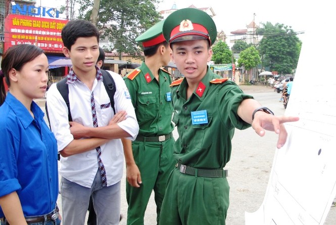 Khắc họa đậm nét hình ảnh người chiến sĩ hôm nay - ảnh 3