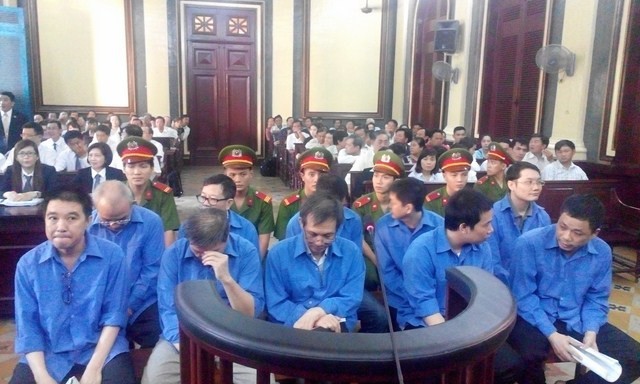 13 cán bộ ngân hàng dính lao lý vì 23 sổ đỏ của ‘siêu lừa’ Dương Thanh Cường - ảnh 2