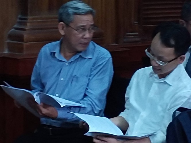 Bắt đầu xét xử nguyên Phó Chủ tịch UBND TPHCM Nguyễn Hữu Tín và đồng phạm - ảnh 3