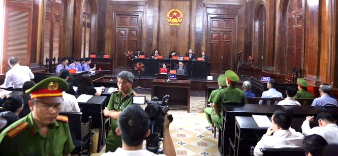 Giao đất vàng cho Vũ ‘nhôm’, cựu Phó Chủ tịch Nguyễn Hữu Tín lãnh án nào? - ảnh 1