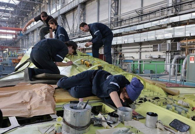 Khám phá nhà máy chế tạo siêu tiêm kích Su-35 - ảnh 9