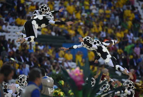 Khai mạc World Cup: Hòa nhịp những trái tim cuồng say - ảnh 1