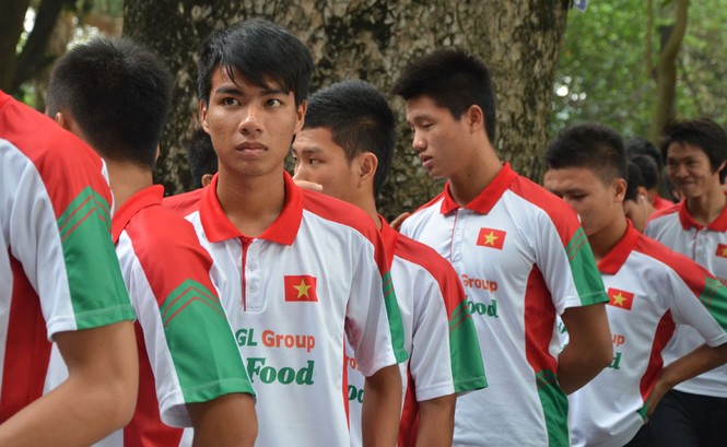 U19 Việt Nam tưởng nhớ Đại tướng Võ Nguyên Giáp - ảnh 2