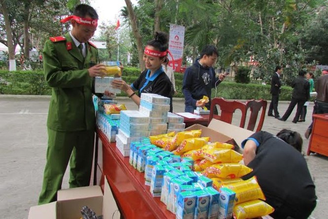 Nhờ người nhà đăng kí vì sợ bỏ lỡ Chủ Nhật Đỏ - ảnh 6
