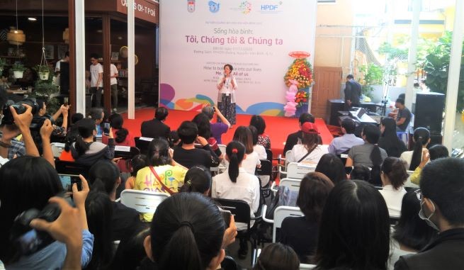 ‘Sống hòa bình: Tôi - chúng tôi và chúng ta’ - ảnh 1