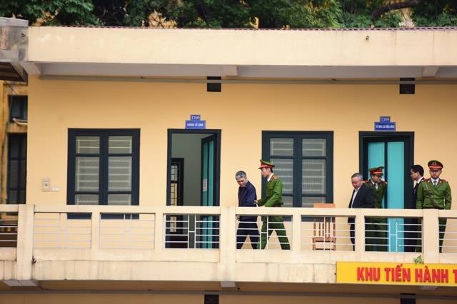 phiên tòa xử hà văn thắm - ảnh 3