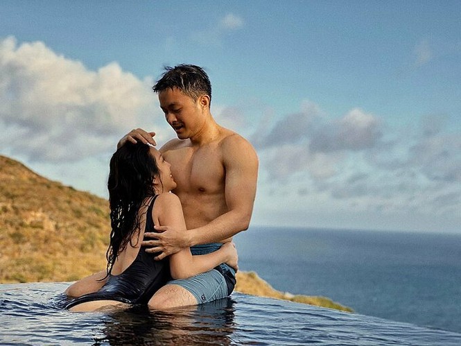 Showbiz Việt 2/5: Trường Giang-Nhã Phương trốn con đi du lịch, Ngọc Trinh sắp lên xe hoa? - ảnh 9