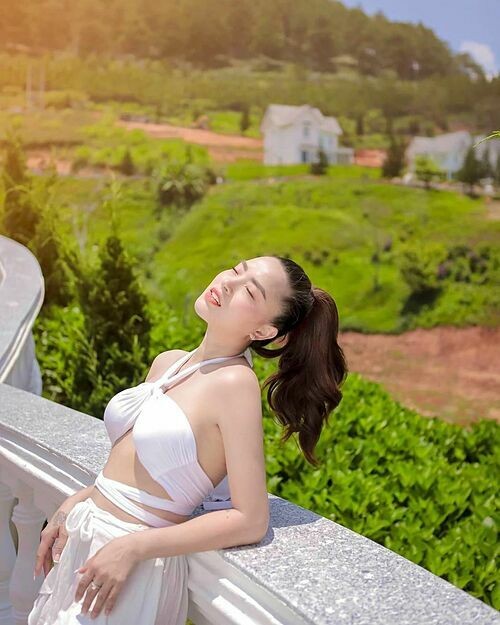Showbiz 19/5: Quang Vinh đón tuổi 38, Vân Hugo được bạn trai cầu hôn - ảnh 5