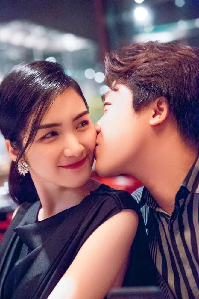 Showbiz 2/6: Tim và Trương Quỳnh Anh