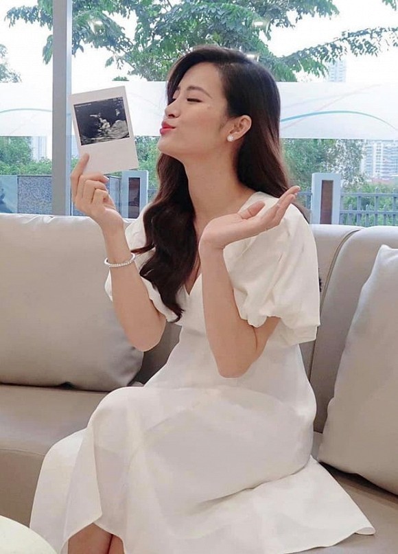 Showbiz 26/6: Bảo Ngọc đáp trả khi bị tố phá sự nghiệp Hoài Lâm - ảnh 16
