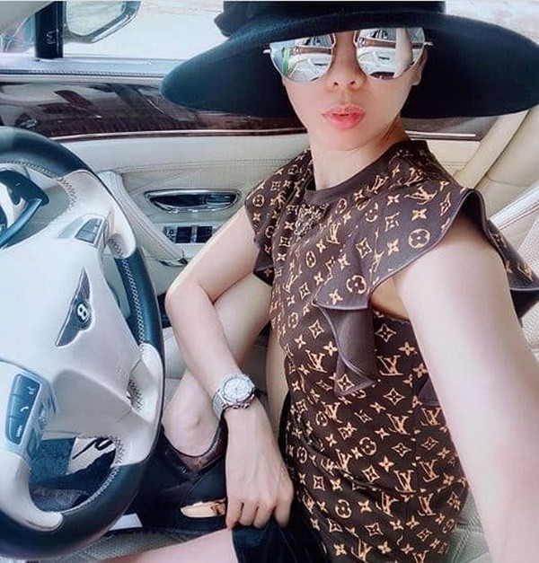 Showbiz 8/7: Châu Bùi