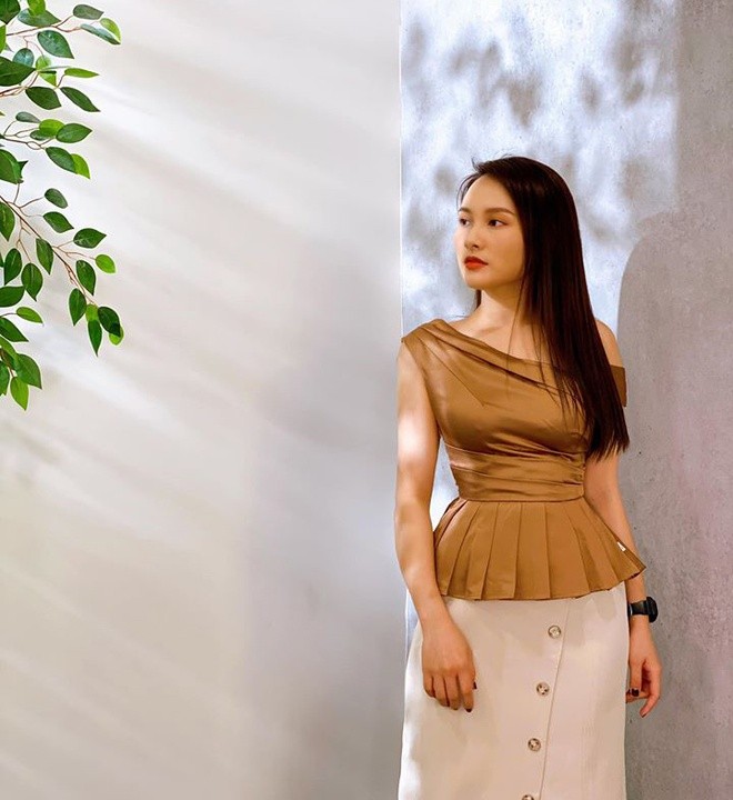 Showbiz 11/7: Ngọc Thảo tậu