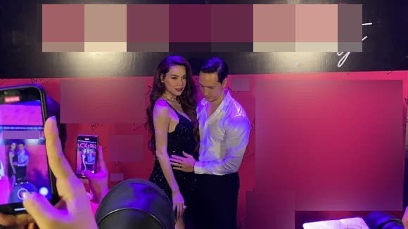 Showbiz 20/7: Kim Lý xoa bụng bầu bạn gái, lần đầu xác nhận Hồ Ngọc Hà “có tin vui” - ảnh 9