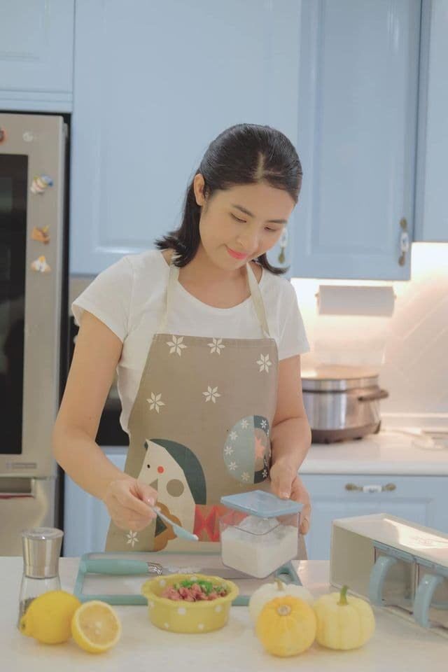 Sơn Tùng gây bất ngờ khi lọt top những người đàn ông quyến rũ nhất thế giới 2020 - ảnh 1