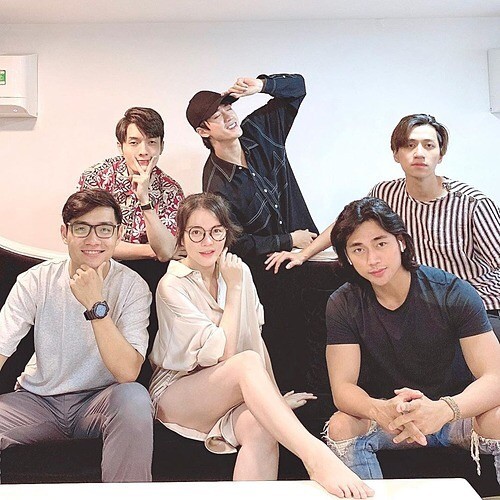 Hoàng Yến Chibi ngày càng trẻ trung; Hoàng Oanh khoe hình con trai lai Tây cực đáng yêu - ảnh 3