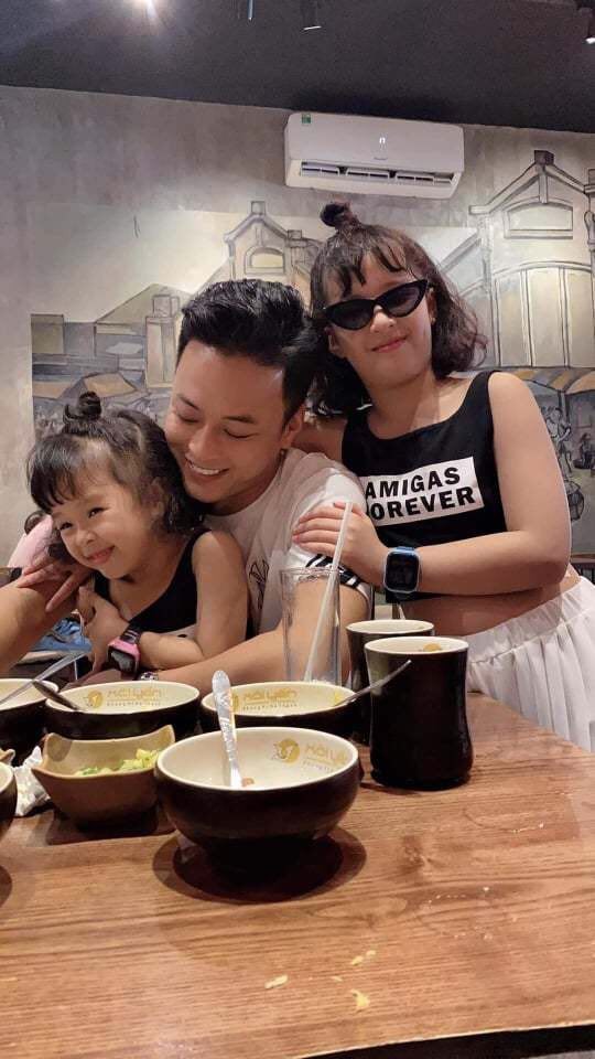 Hoàng Yến Chibi ngày càng trẻ trung; Hoàng Oanh khoe hình con trai lai Tây cực đáng yêu - ảnh 5