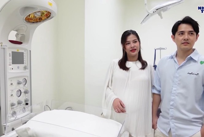 Hoàng Yến Chibi ngày càng trẻ trung; Hoàng Oanh khoe hình con trai lai Tây cực đáng yêu - ảnh 8