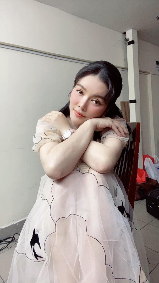Lưu Hương Giang khoe ảnh hậu dao kéo; - ảnh 6