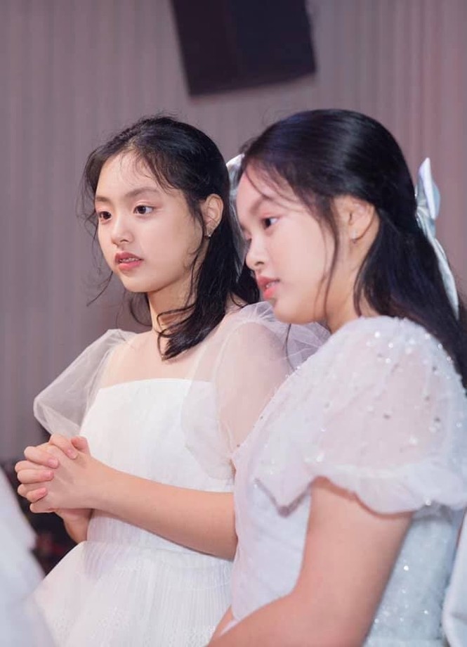 Đông Nhi được chồng bất ngờ tặng quà sau sinh; Lưu Hương Giang sang chảnh dù mấp mé 40 - ảnh 11