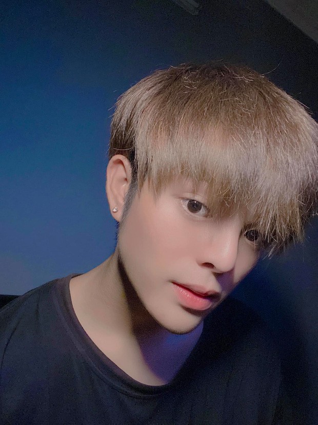 Lynk Lee khoe thềm ngực căng tràn lấp ló; Wowy lên đồ cực dị tại tuần lễ thời trang - ảnh 9