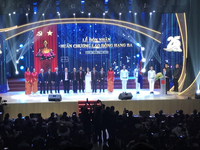 95% sinh viên Văn Lang có việc làm sau khi ra trường - ảnh 1