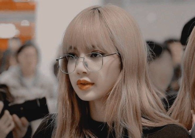 Đeo kính vẫn xinh đẹp hết phần thiên hạ nhờ những bí quyết này - ảnh 8