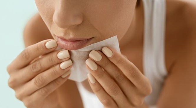 Da dầu ngại dưỡng vì sợ kỵ mỹ phẩm, không dưỡng thì xuống cấp, khổ tâm này có cách giải - ảnh 3