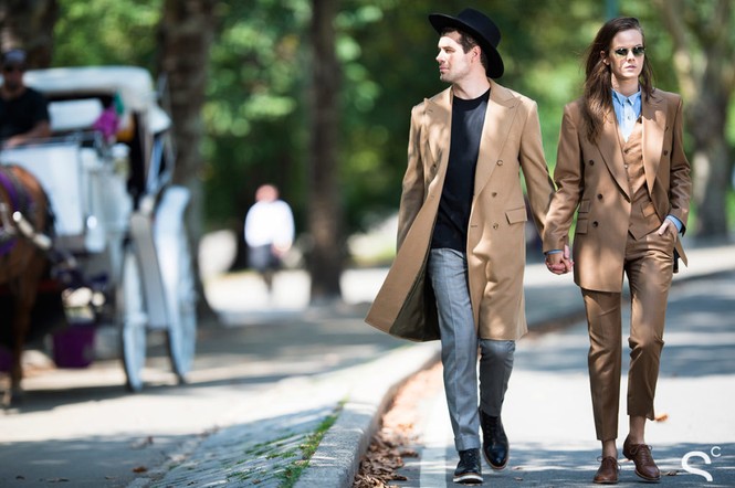 Con gái mặc đồ menswear trông hay cực, và trùm cuối của trào lưu này chính là Ashley Owens - ảnh 3