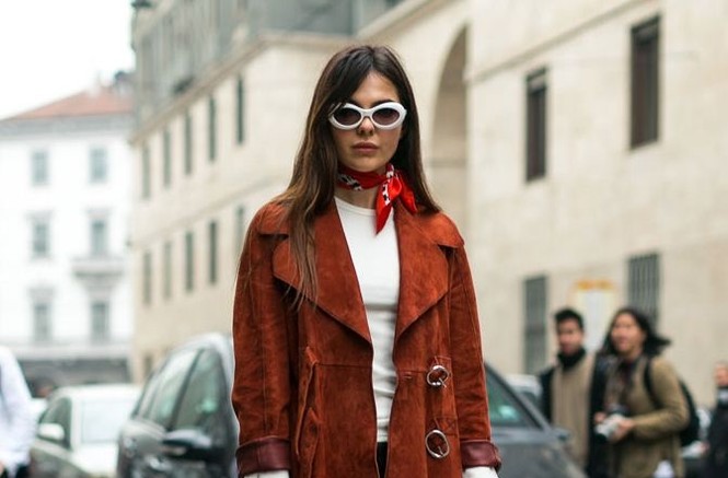 Gợi ý cách buộc khăn cho cô gái theo kịp trend - ảnh 4