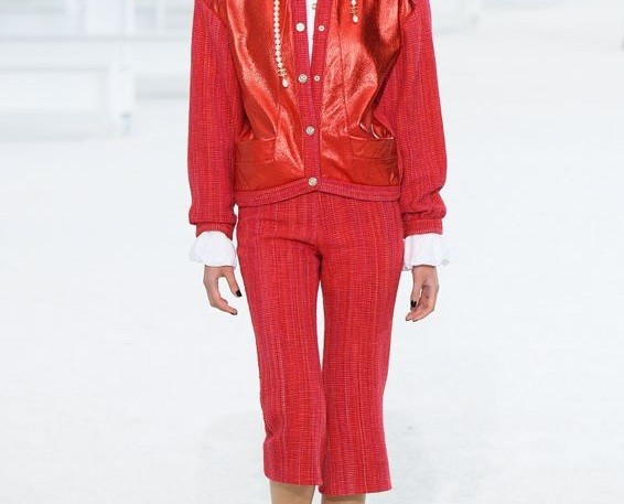 10 hot trend sắp tới được dự đoán từ bộ sưu tập SS21 của Chanel - ảnh 6