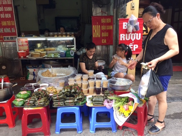 Hà Nội thơm mùi rượu nếp trong ngày Tết Đoan Ngọ - ảnh 5