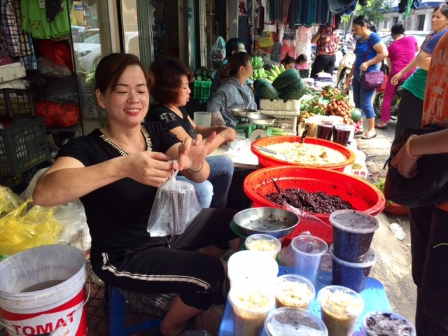Hà Nội thơm mùi rượu nếp trong ngày Tết Đoan Ngọ - ảnh 3