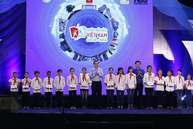 Trọng Hiếu, Đinh Hương 'cháy' cùng chương trình biển đảo - ảnh 3