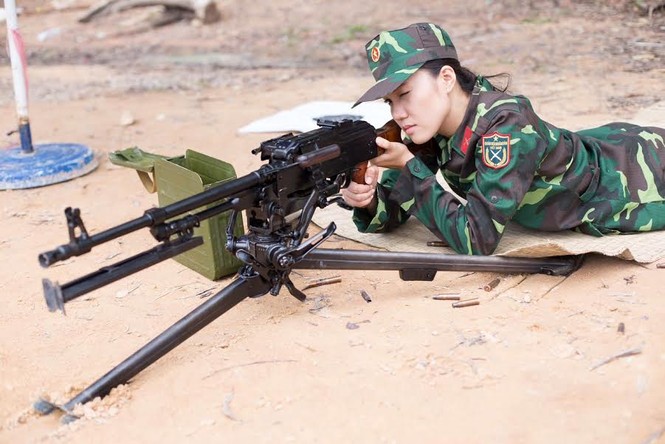 Nhan sắc nữ xạ thủ từng đoạt danh hiệu Á khôi - ảnh 12