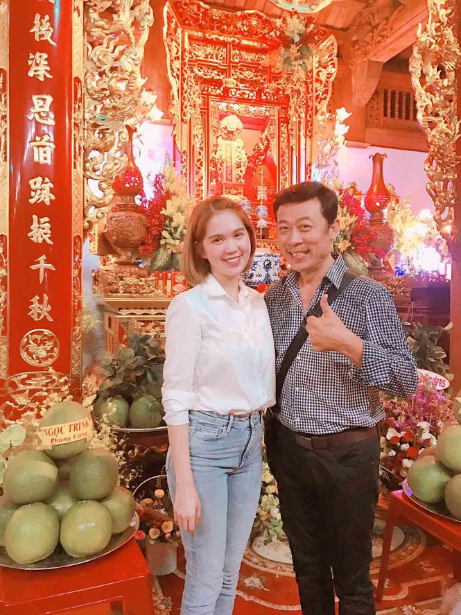 Dàn nghệ sĩ nổi tiếng về nhà thờ Tổ của Hoài Linh dâng hương - ảnh 13
