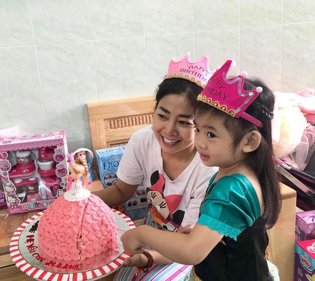 Sau 1 năm điều trị ung thư, Mai Phương được đón sinh nhật con ngoài bệnh viện - ảnh 4