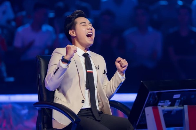 Sự cố chưa từng có trong ‘Ai là triệu phú’: Người chơi ‘cướp mic’ MC Phan Đăng - ảnh 1