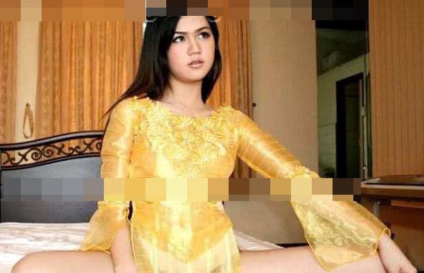 Sau Ngô Thanh Vân, lộ ảnh Ngọc Trinh mặc áo dài không quần và ngồi phản cảm - ảnh 2