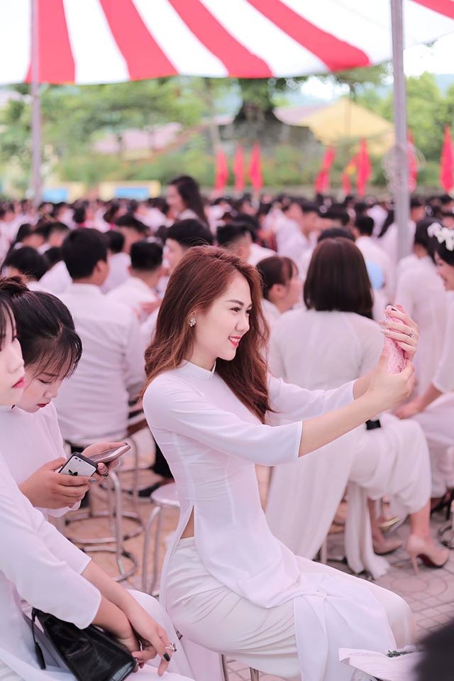 Thí sinh nhỏ tuổi nhất Hoa hậu Việt Nam 2020 nhưng nhan sắc 'không phải dạng vừa' - ảnh 1