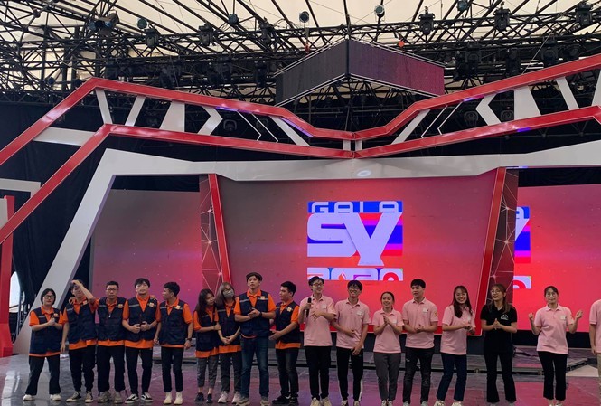 Showbiz 28/10: Lâm Tâm Như và Hoắc Kiến Hoa đã ly hôn? - ảnh 2